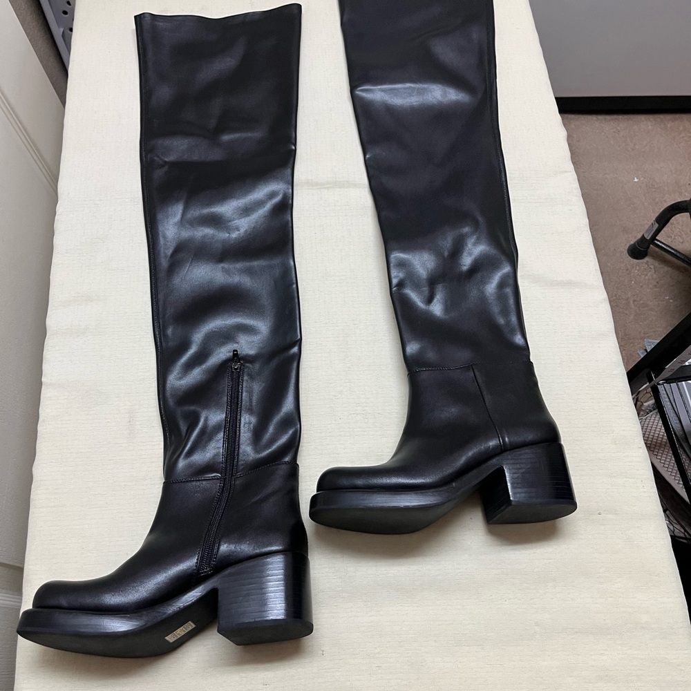 NWOT Jeffrey Campbell size 6 black Reflect OK Thigh High Black Boot - Picture 4 of 16